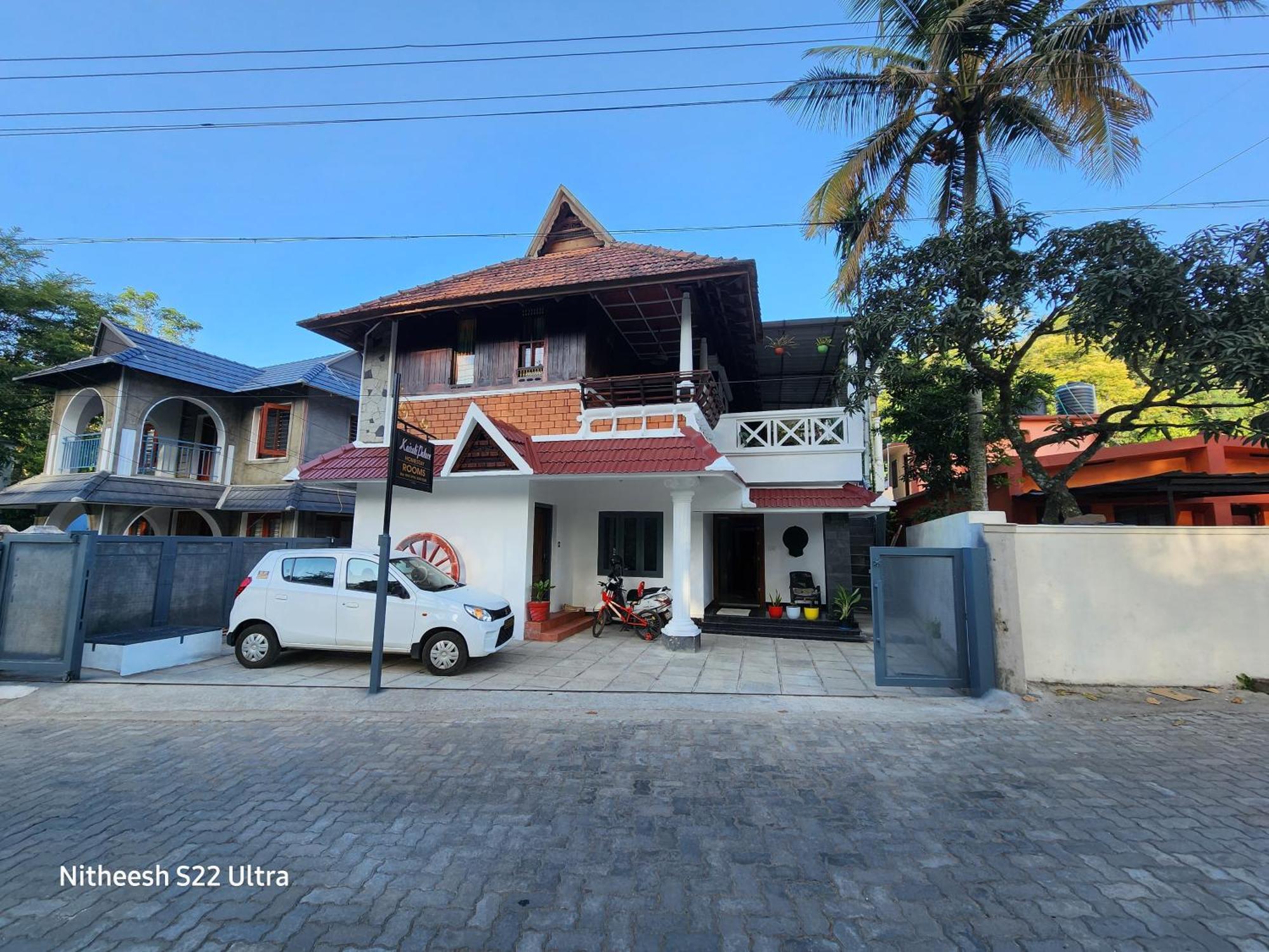 Kairali Palace Home Stay Thekkady Luaran gambar